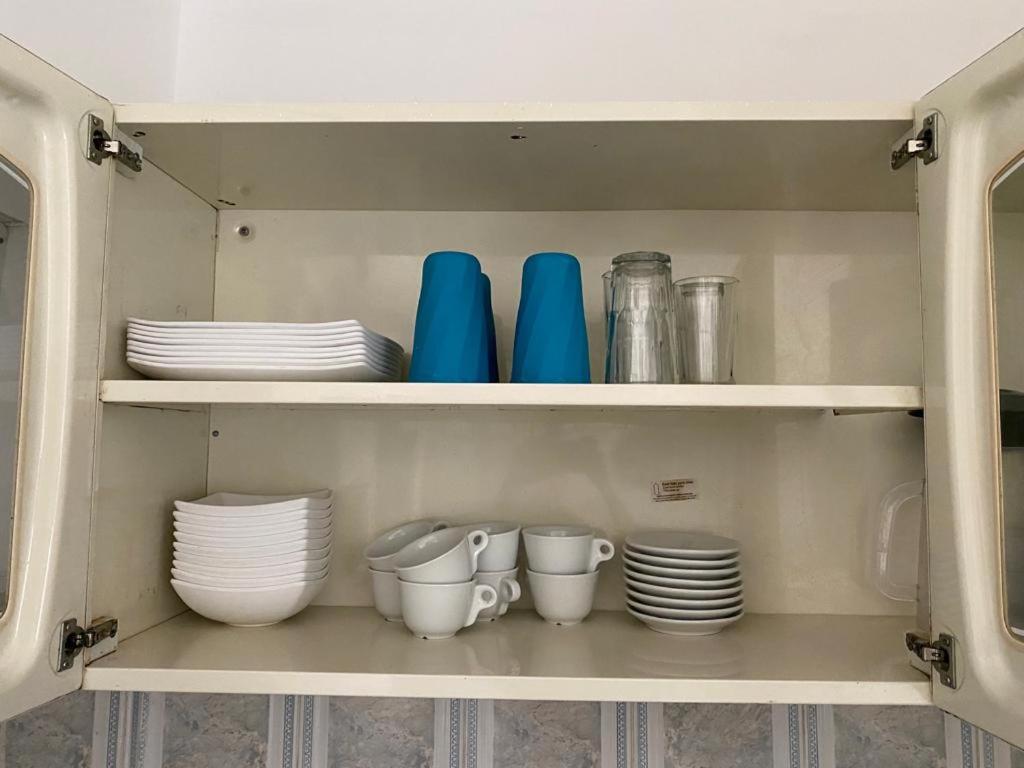 Apartment Con Aire Acondicionado Y Parqueadero Por Dias En *