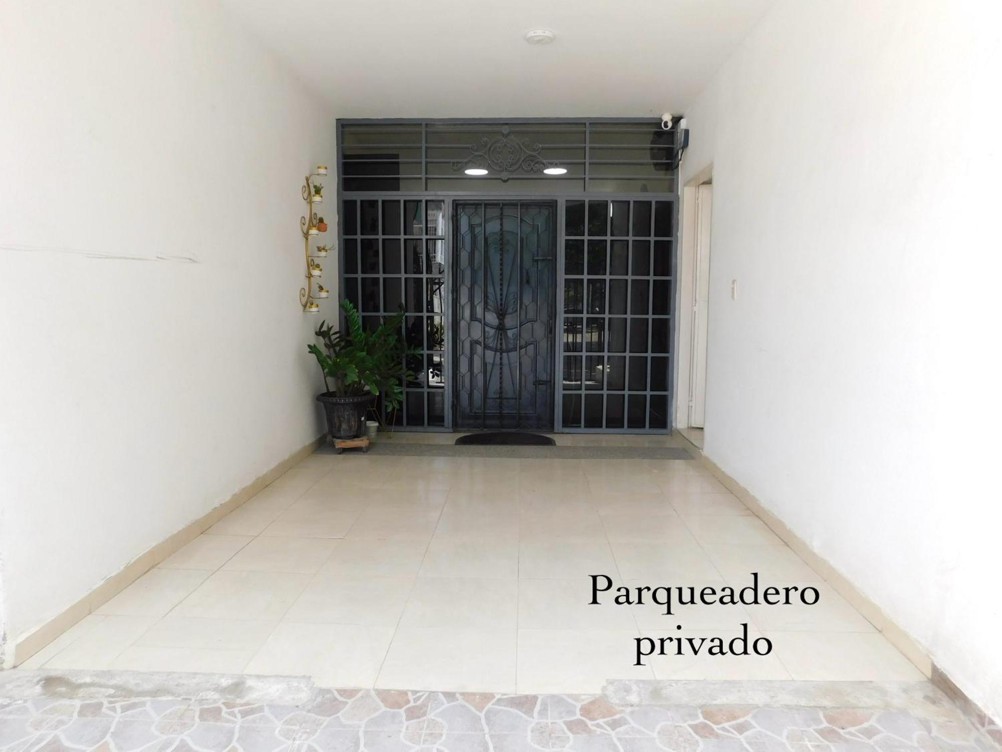 Apto Con Aire Acondicionado Cerca A La Universidad Del Mag Y Terminal Santa Marta (Magdalena)