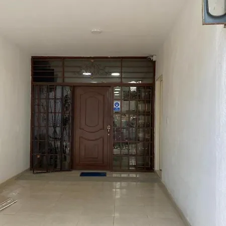 Apartamento Con Aire Acondicionado Y Parqueadero Por Dias En Santa Marta Exterior photo