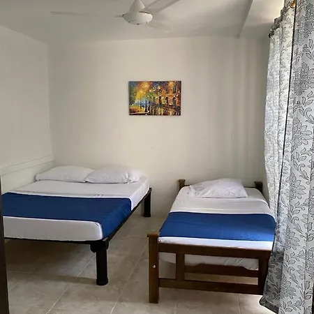 Apartamento Con Aire Acondicionado Y Parqueadero Por Dias En Santa Marta Exterior photo