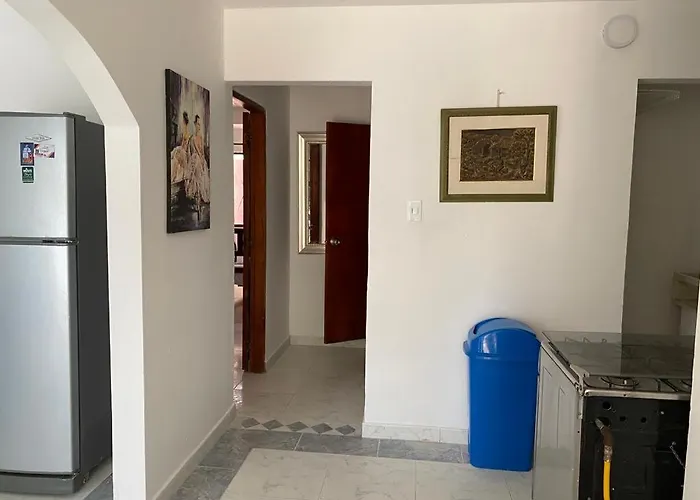 Apartamento Con Aire Acondicionado Y Parqueadero Por Dias En Santa Marta