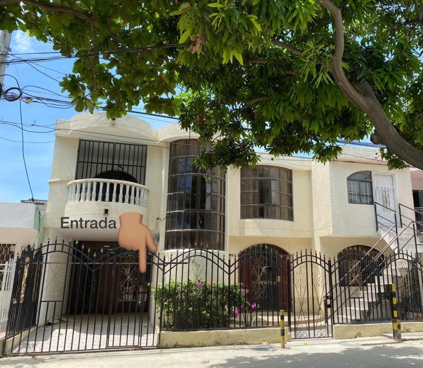 Con Aire Acondicionado Y Parqueadero Por Dias En Apartment Santa Marta (Magdalena)