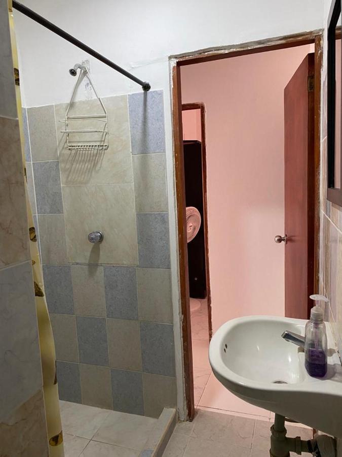 Apartment Con Aire Acondicionado Y Parqueadero Por Dias En Santa Marta (Magdalena)