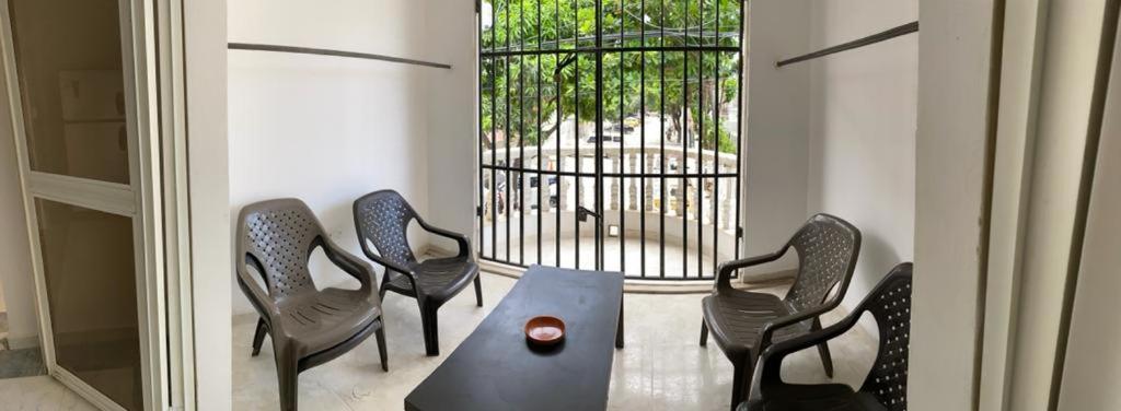 Con Aire Acondicionado Y Parqueadero Por Dias En Apartment *